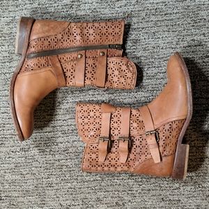 Matisse leather boots laser cut out size 8.5